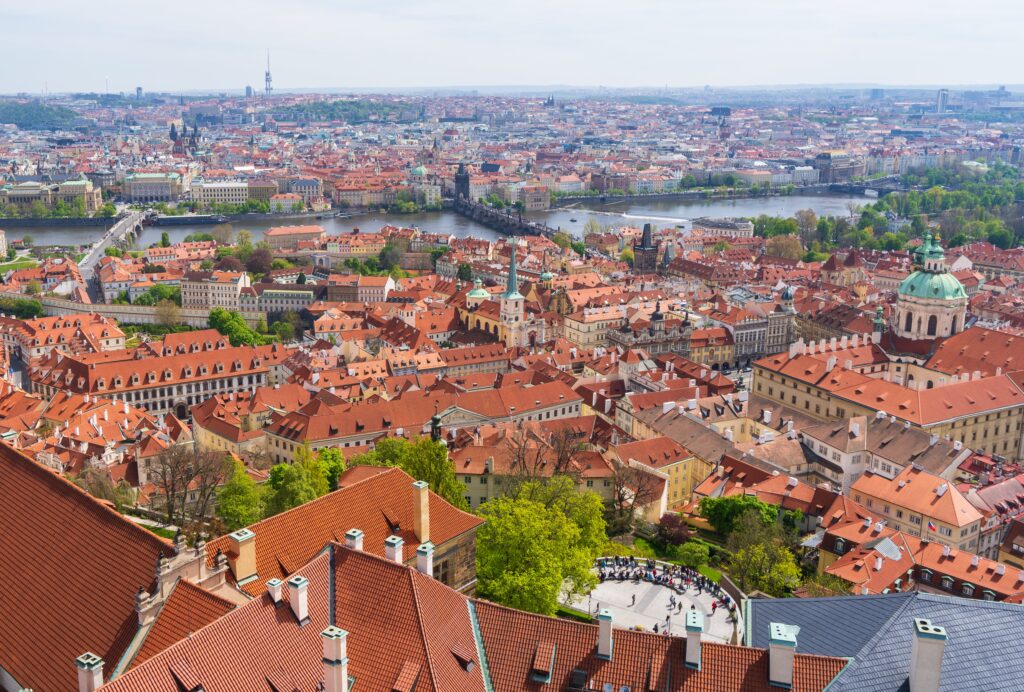 Praga em Setembro: Descubra Encantos Além das Estações