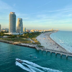 Explorando Miami em Maio: Sol, Diversão e Experiências Memoráveis