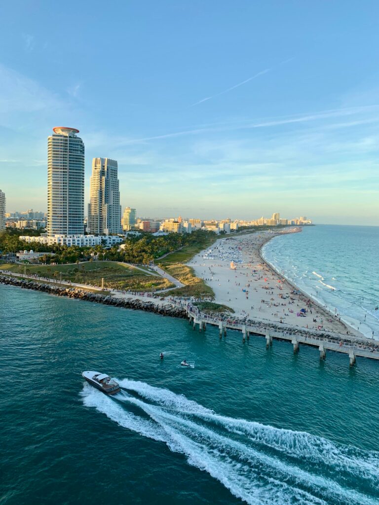  Explorando Miami em Maio: Sol, Diversão e Experiências Memoráveis