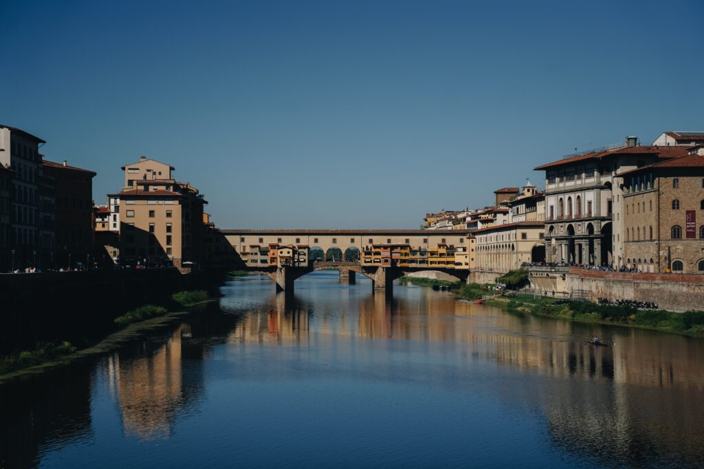 Abril em Florença: Desabrochar da Primavera e Encantos Renascentistas